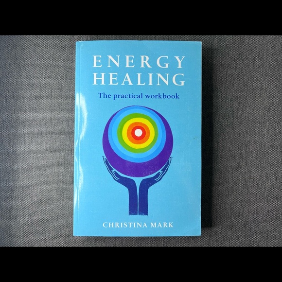 Energy Healing - The Practical Workbook - Picture 1 of 6